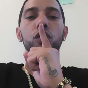 Meet your Posher, Henry